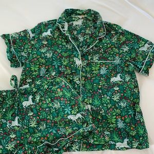 Print fresh unicorns garden pajama set medium like new, no stains